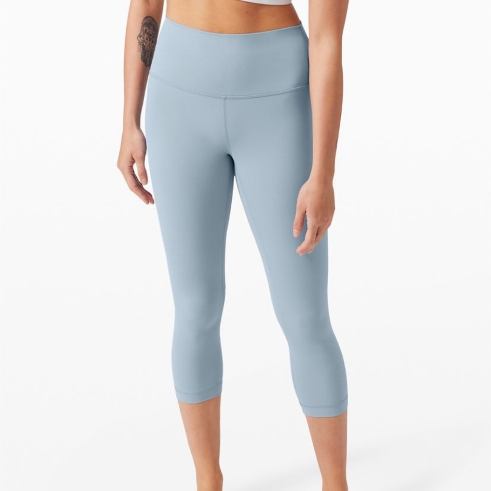 Cropped Lulu Lemon Aligns